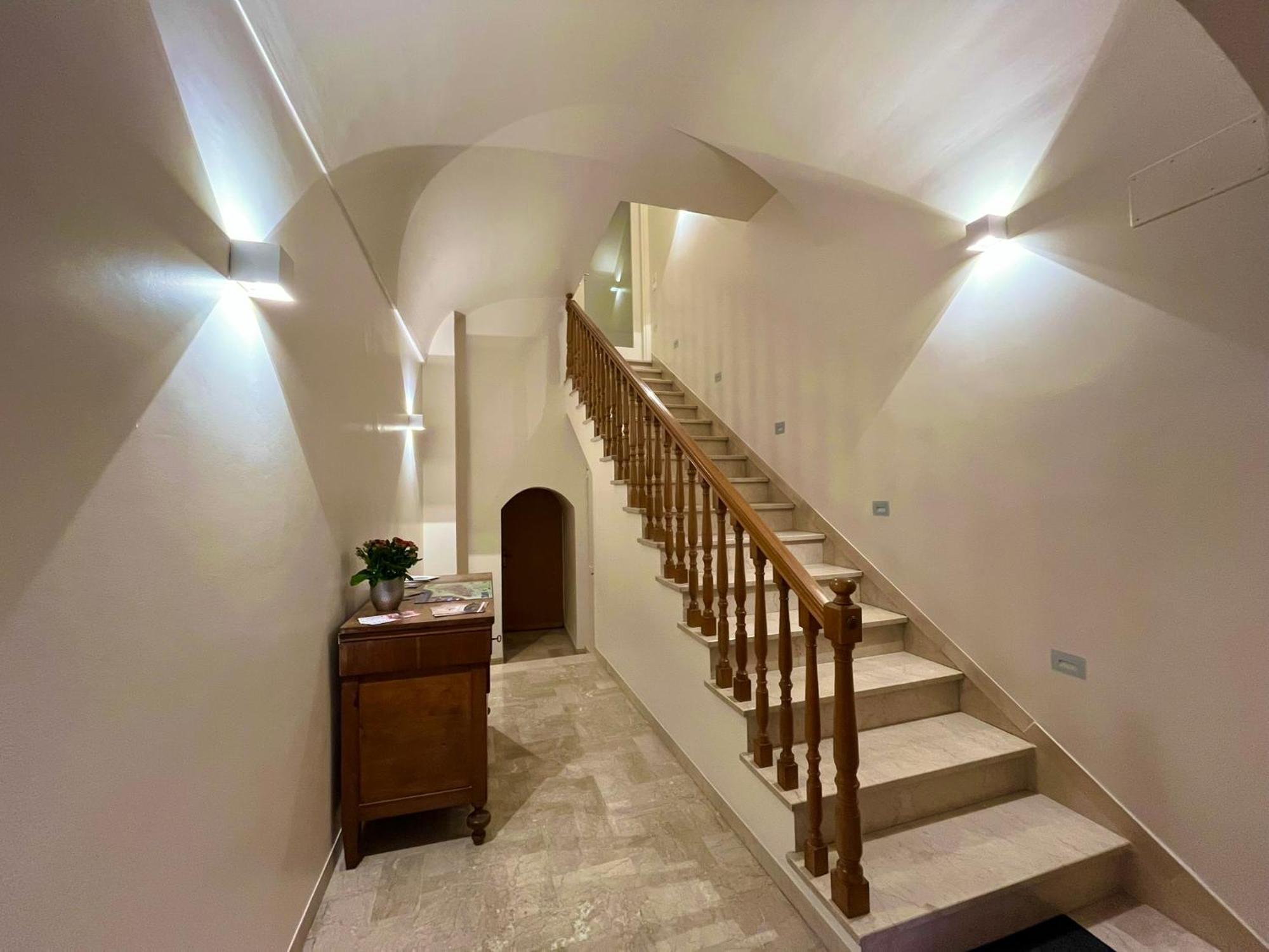 Portica Homes Ассизи Экстерьер фото